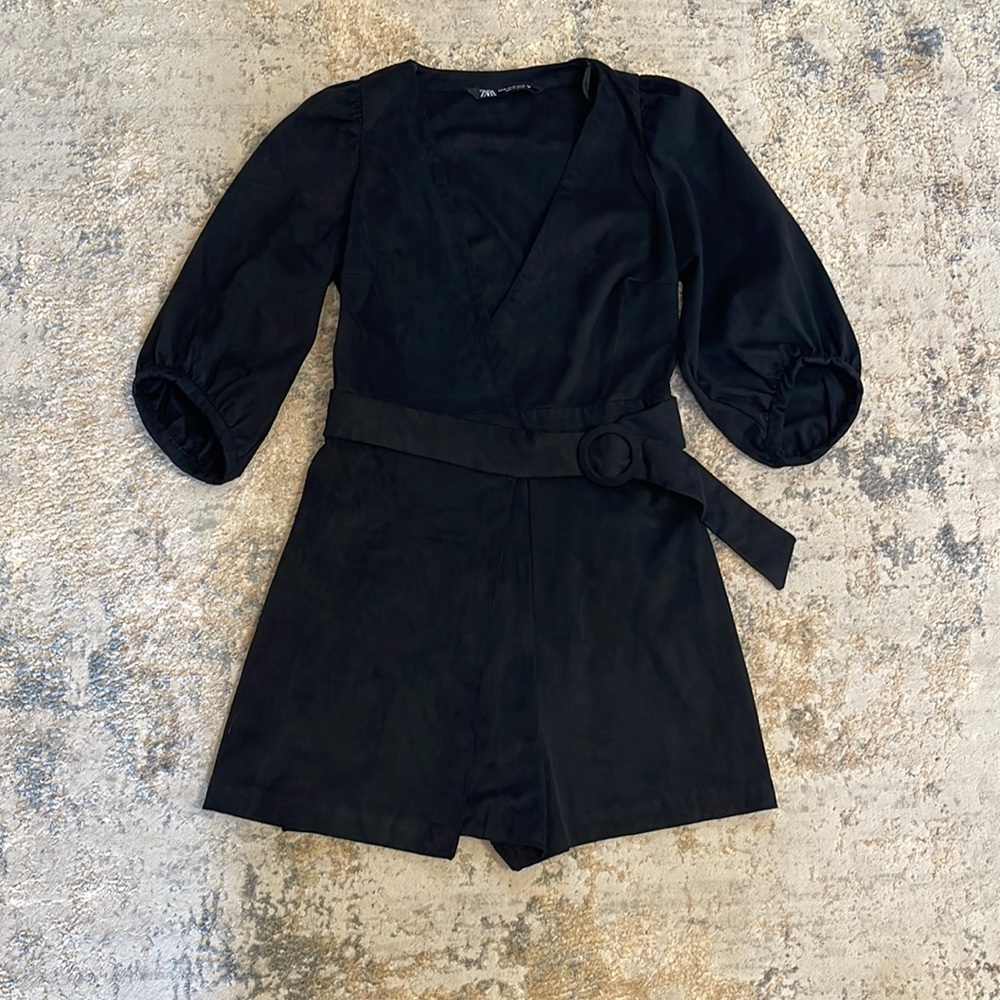 Black suede Zara romper. Size small. Great condition.